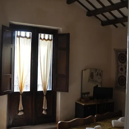 アパート Bruno Residenze Tipiche エーリチェ