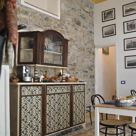 Bruno Residenze Tipiche Apartment Erice